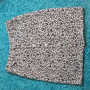 Cheetah printed button up denim skirt